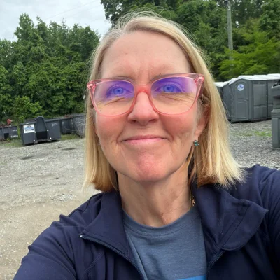 Susan Moore, Inside Sales & Dispatch at Dumpster Rental Dogs
